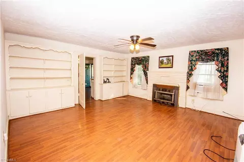 666 Powell Bridge Rd, Harmony, NC 28634 photo 12