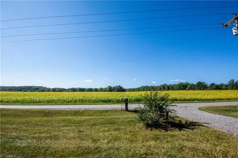 666 Powell Bridge Rd, Harmony, NC 28634 photo 45