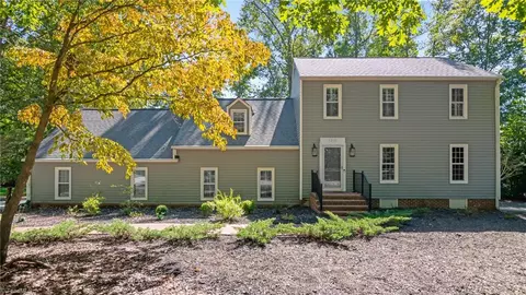 1215 Marietta Dr, Kernersville, NC 27284