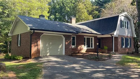 744 Thurmond Rd, Thurmond, NC 28683