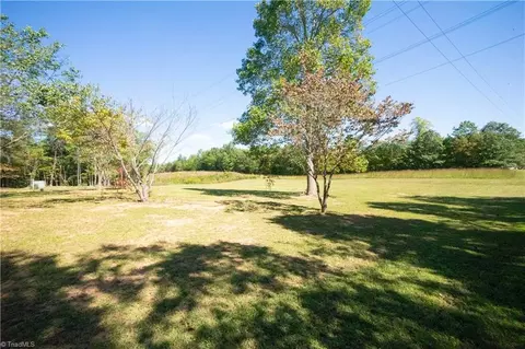 133 Jerry Dr, Statesville, NC 28677