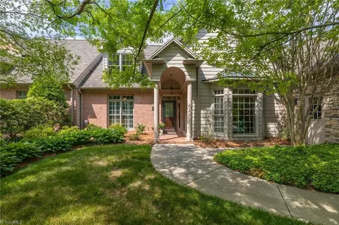 4105 Pennfield Way, High Point, NC 27262