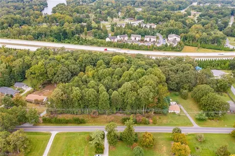 2406 Stanley Rd, Greensboro, NC 27407