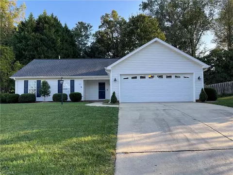 304 Wyndham Ave, High Point, NC 27265
