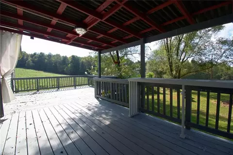 268 Dockery Rd, Purlear, NC 28665 photo 31