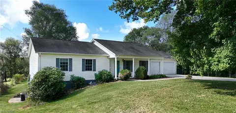 268 Dockery Rd, Purlear, NC 28665 photo 40