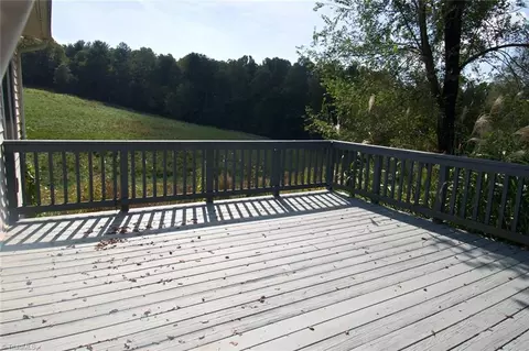 268 Dockery Rd, Purlear, NC 28665 photo 36