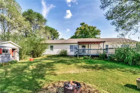 268 Dockery Rd, Purlear, NC 28665 photo 34