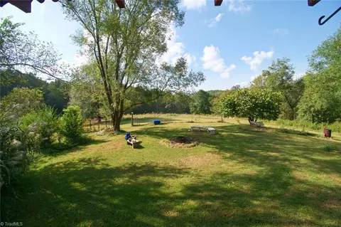 268 Dockery Rd, Purlear, NC 28665 photo 32