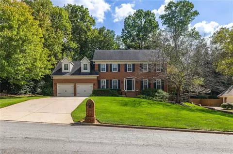 3503 Brassfield Oaks Dr, Greensboro, NC 27410