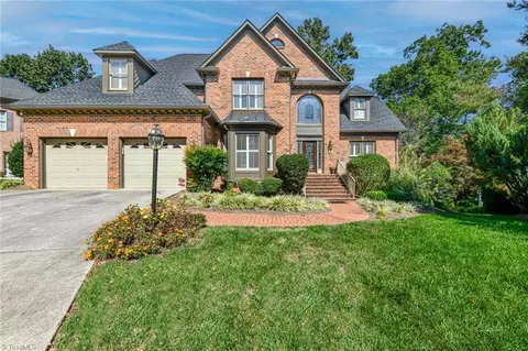 10 Cross Vine Cv, Greensboro, NC 27455