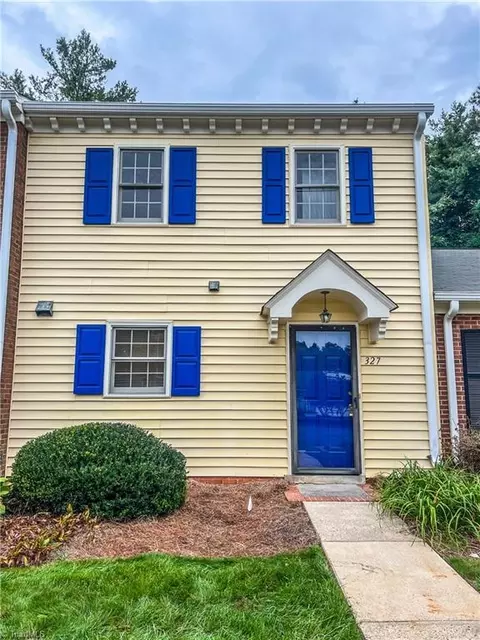 327 Oak Arbor Ln, Winston Salem, NC 27104