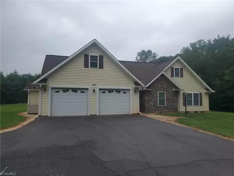 154 Franklin Ln, Elkin, NC 28621