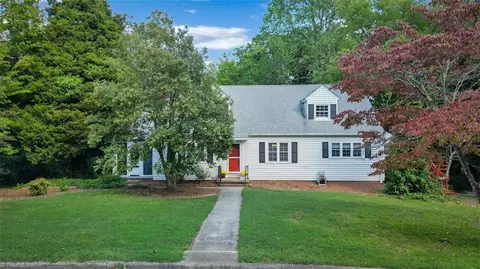 213 Shamrock Rd, Asheboro, NC 27203
