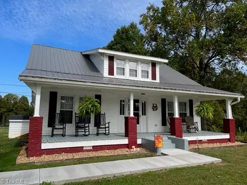 1061 Old 60, Wilkesboro, NC 28697