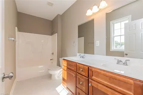818 Mobile St, High Point, NC 27260 photo 13