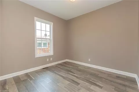 818 Mobile St, High Point, NC 27260 photo 14
