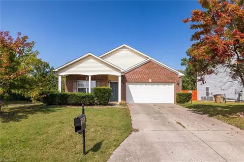 801 Redland Dr, Mcleansville, NC 27301