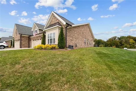 143 Windmill Trl, High Point, NC 27265 photo 3