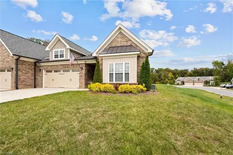 143 Windmill Trl, High Point, NC 27265 photo 2