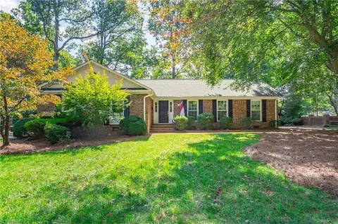 1607 Beechtree Rd, Greensboro, NC 27408