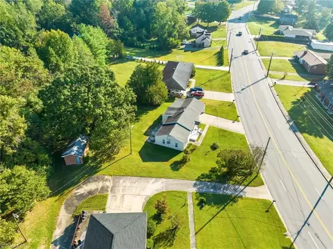 210 Unity St, Thomasville, NC 27360 photo 28