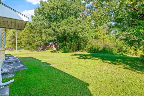210 Unity St, Thomasville, NC 27360 photo 31