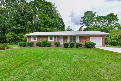 3203 Gilmore Dr, Greensboro, NC 27407