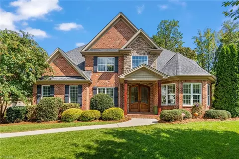 1171 Downing Creek Ct, Winston Salem, NC 27106