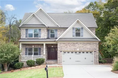 400 Scenic Dr, King, NC 27021