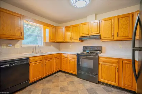 4214 Oak Haven Dr, Trinity, NC 27370 photo 13