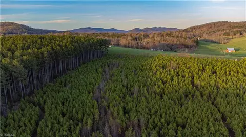 0 All Healing Springs Rd #A, Taylorsville, NC 28681
