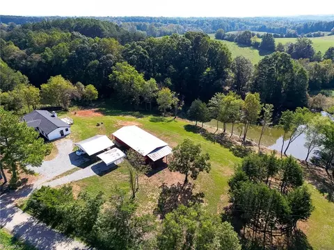 446 Kiger Rd, Pinnacle, NC 27043 photo 44