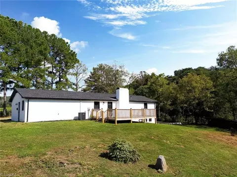 446 Kiger Rd, Pinnacle, NC 27043 photo 42