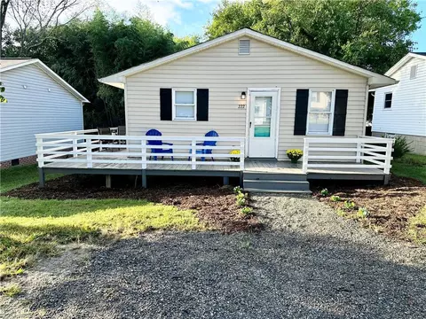 222 Friendly Ave, High Point, NC 27260