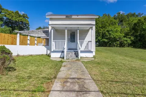 708 Snead St, Reidsville, NC 27320