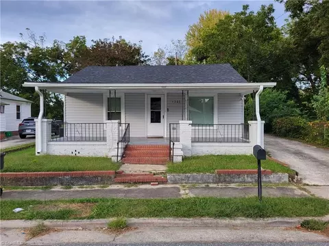 1307 R C Baldwin Ave, High Point, NC 27260