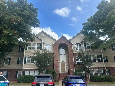 232 Mill Pond Dr, Winston Salem, NC 27106