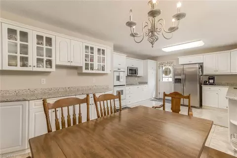 5185 Frye St, Trinity, NC 27370 photo 8