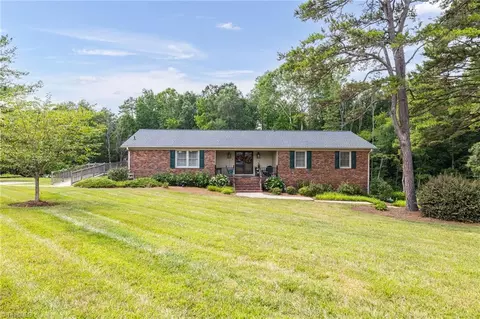 5185 Frye St, Trinity, NC 27370