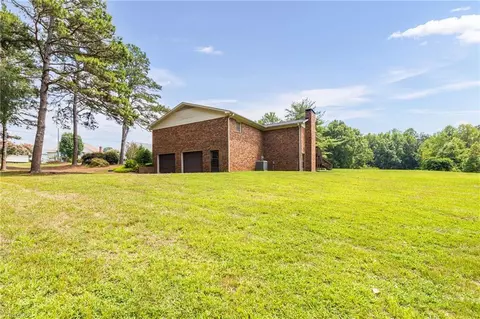5185 Frye St, Trinity, NC 27370 photo 29