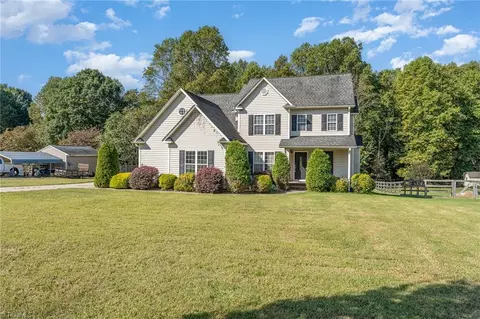 2614 Urban Loop Rd, Reidsville, NC 27320
