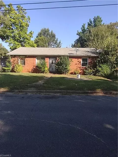 1207 20th St E, Winston Salem, NC 27105
