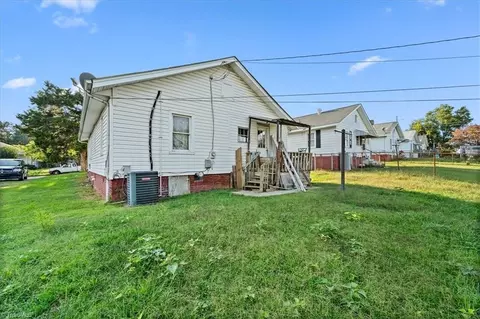 1619 Walker Pl, High Point, NC 27260 photo 21