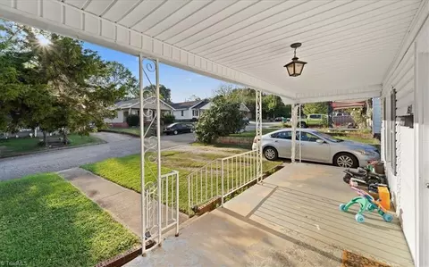 1619 Walker Pl, High Point, NC 27260 photo 4