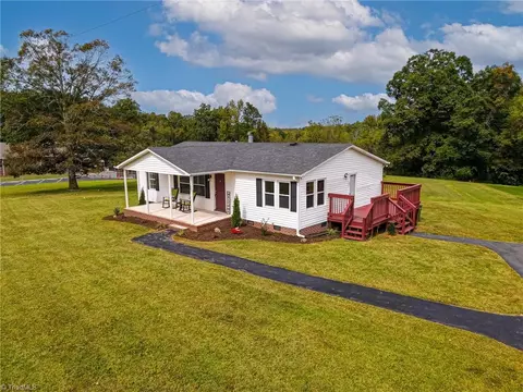 7881 Grapevine Rd, Lewisville, NC 27023