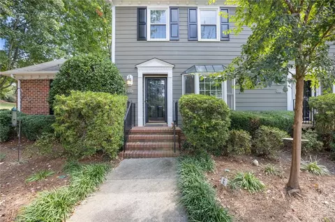 1010 Japonica Ln, Greensboro, NC 27410