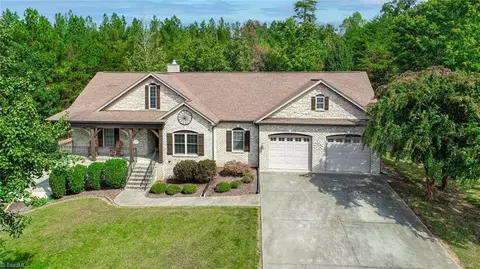 8903 Shedan Ct, Stokesdale, NC 27357