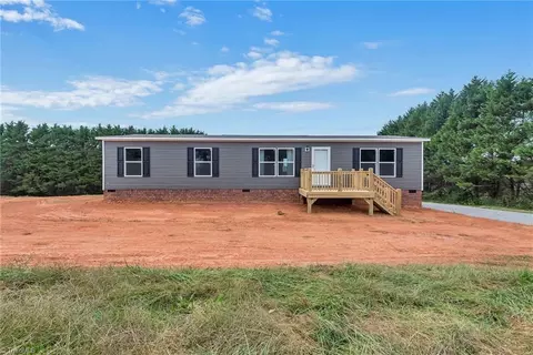 239 All Healing Springs Rd, Taylorsville, NC 28681