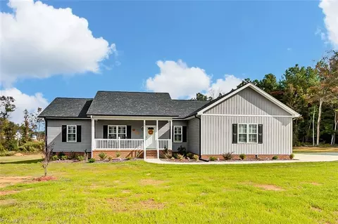 3679 Buffalo Ford Rd, Asheboro, NC 27205